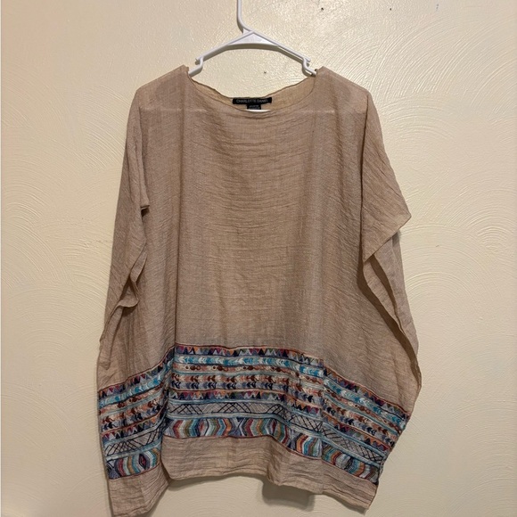 Cathy Daniels Tan and Brown Oversized Dolman Sleeve Tunic - Picture 1 of 7